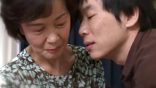 Connie aime la video gratuite sexe bite noire!