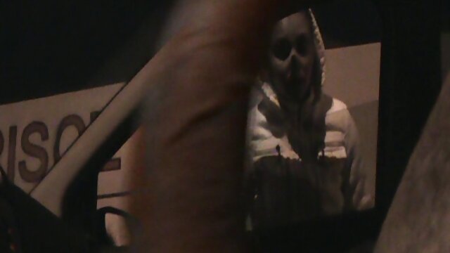 Je vois la façon video gay tu kif dont tu me regarde de l'autre côté de JOI