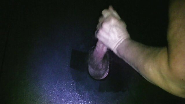 Le pari de Lalla Asma avec son femme nue video gratuit mari