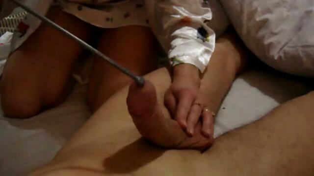 Juicy BBW rebondit sur la bite pendant que ses énormes seins se trémoussent video szxe gratuit