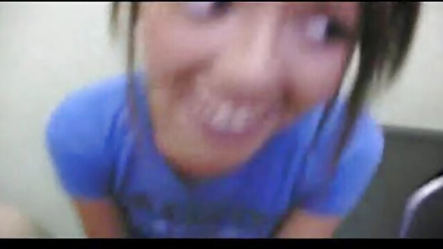 Chic videos pornos en streaming lesbo MILF pussylicked en levrette