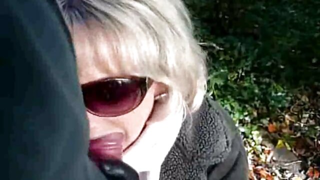 Superbe extrait de video gay gratuit fille montrant son corps parfait au ralenti