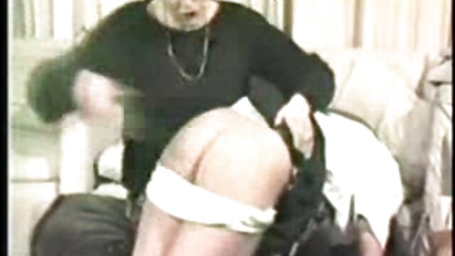 WHOLE LOTTA ROSIE - Danse de strip-tease à vidéo érotique hd gros seins vintage des années 80