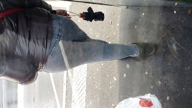 BadMILFS - Équipe de balises extrait video sexy gratuit MILF rousse sexy et blonde A BWC