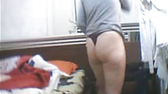 Chaud cubby fille déchirant video sexs gratui cul