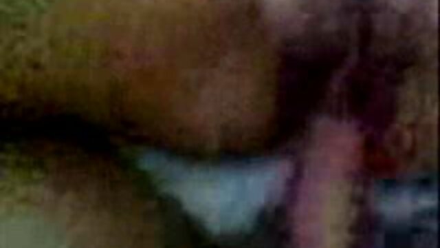 MexiMilf Gabby Quinteros Dick frappe la langue, la bouche et les masturbation féminine vidéo gratuite joues!